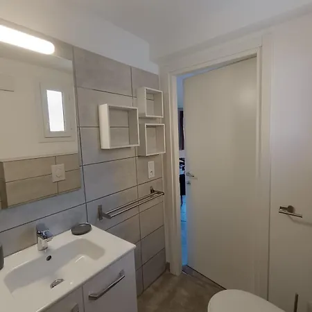 T3 Picchiarini, Clim, Piscines, Resto, 5' Plages Apartment *