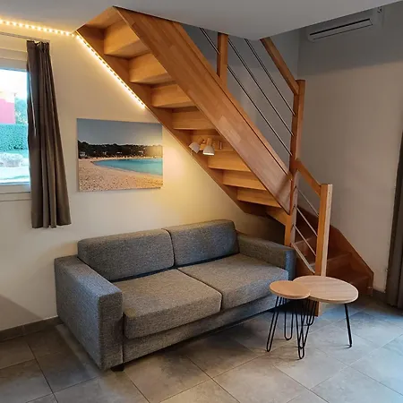 T3 Picchiarini, Clim, Piscines, Resto, 5' Plages Apartment *